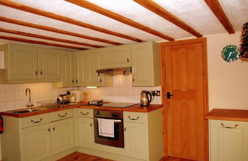 Newton Grange House | Hillocks Cottage, Kniveton