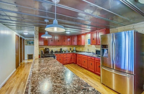 Jasper House | Hillsdale Cottage-Great Location