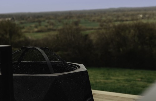 Llanymynech Cabin | Hillside Dome at Laburnum View