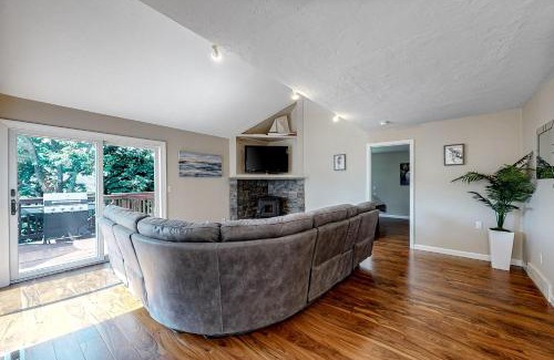 Centerville House | Hillside Dream