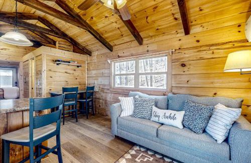 Franklin House | Hillside Hideaway
