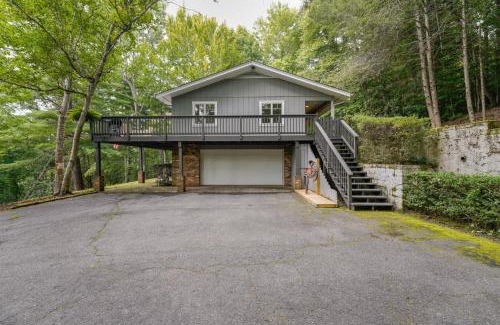 Pisgah Forest House | Hillside Hideaway