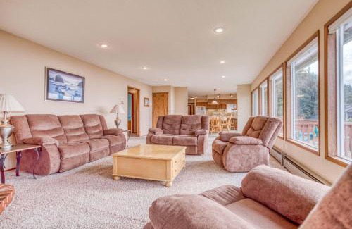 Roads End House | Hillside House