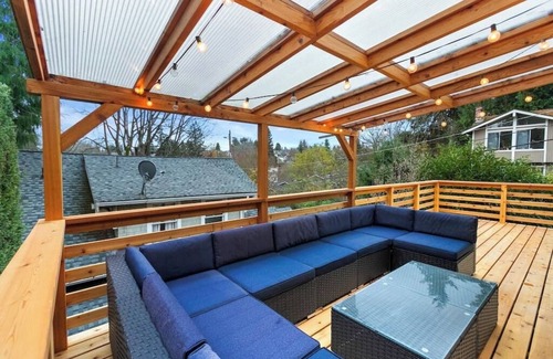 North Queen Anne House | Hillside on North Queen Anne