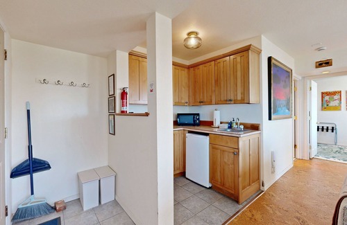Oceanside House | Hillside retreat with ocean-view deck - half mile to the beach