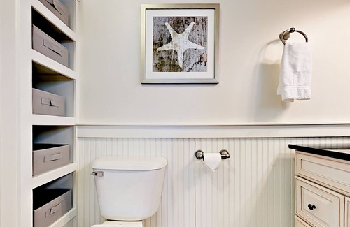 Edgecomb Cottage | Hilltop Harbor Cottage w/ Views of the Bay & Wiscasset Village