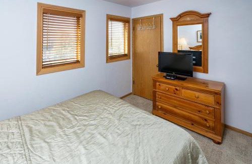Fish Creek House | Hilltop Hideaway Unit B-5 by Simple Life Rentals
