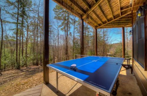Foxfire Estates House | Hilltop Hideaway