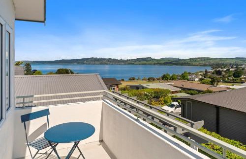 Hilltop House | Hilltop House - Taupo