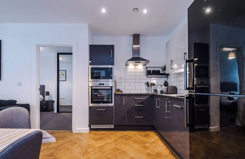 Manchester City Centre Apartment | Hilltop Serviced Apartments - Ancoats