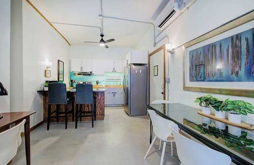 Cartersville Apartment | Hilltop Terrace 2 BR,1.5 BA guest apartment 1.5 miles from I-75.