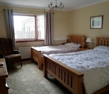 Marybank Bed & Breakfast | Hillview Park