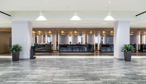 Peachtree Center Hotel | Hilton Atlanta