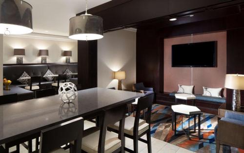 Back Bay Hotel | Hilton Boston Back Bay