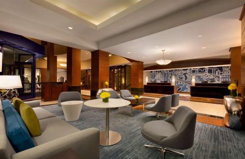 Streeterville Hotel | Hilton Chicago Magnificent Mile Suites