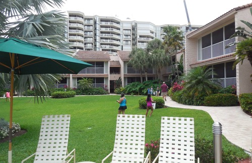 Marco Island Resort | Hilton Club Regency of Marco Island Oceanfront Property