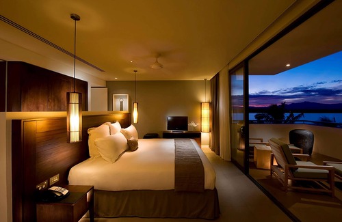 Nadi Resort | Hilton Fiji Beach Resort and Spa