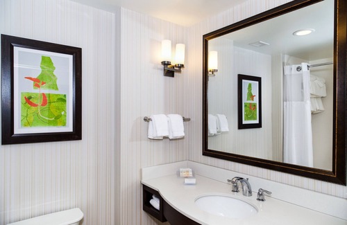 Burlington Hotel | Hilton Garden Inn Burlington Downtown