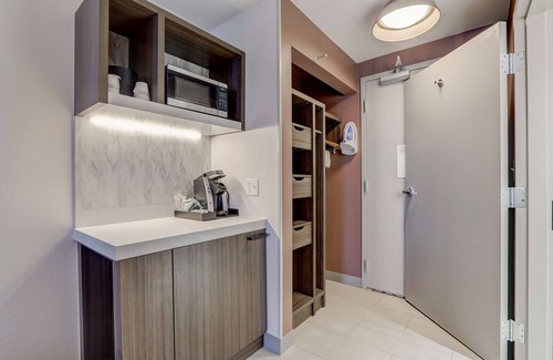 Pike Hotel | Hilton Garden Inn Indianapolis Northwest