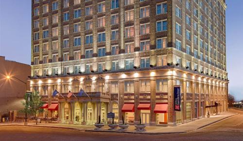 Downtown Jackson Hotel | Hilton Garden Inn Jackson Downtown