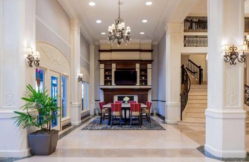 Downtown Jackson Hotel | Hilton Garden Inn Jackson Downtown