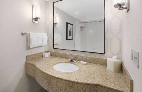 Madison Hotel | Hilton Garden Inn Jackson/Madison