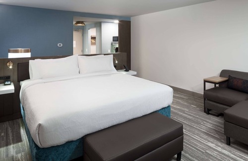 Madison Hotel | Hilton Garden Inn Madison Downtown