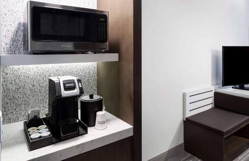 Madison Hotel | Hilton Garden Inn Madison Downtown