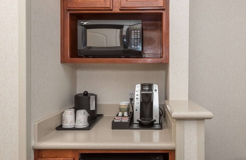 Parkrose Hotel | Hilton Garden Inn Portland Airport