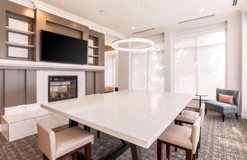 Reno/Tahoe Airport Hotel | Hilton Garden Inn Reno