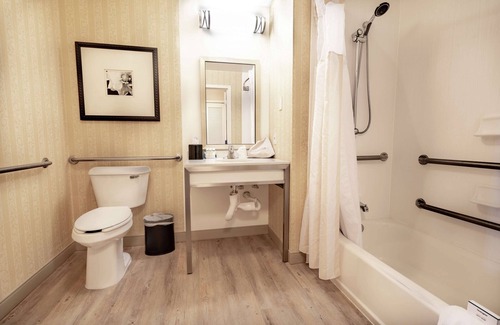 Renton Hotel | Hilton Garden Inn Seattle/Renton
