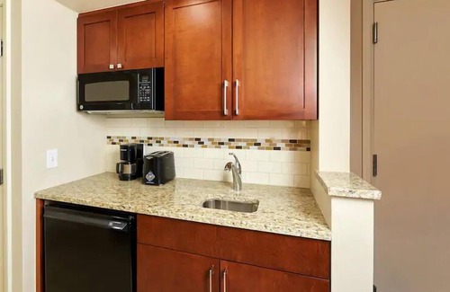 Las Vegas Apartment | Hilton Grande Vacations Club on Paradise - Studio