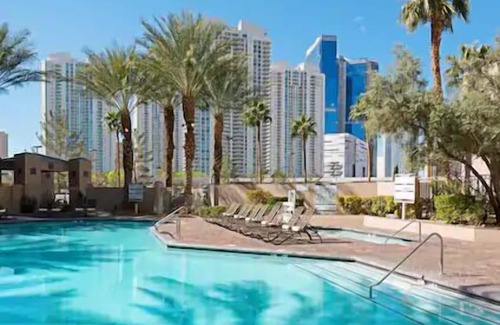 Las Vegas Apartment | Hilton Grande Vacations Club on Paradise - Studio