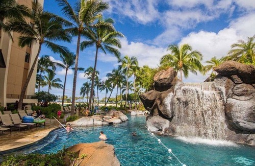 Waikiki Condo | Hilton Hawaiian Village -Two bedroom villa, amazing property!