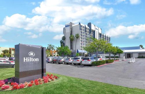 Airport Area Hotel | Hilton Irvine/Orange County Airport