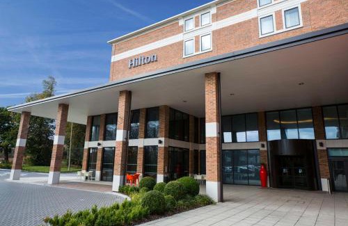 Colnbrook Hotel | Hilton London Heathrow Airport Terminal 5