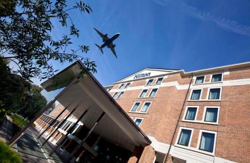 Colnbrook Hotel | Hilton London Heathrow Airport Terminal 5