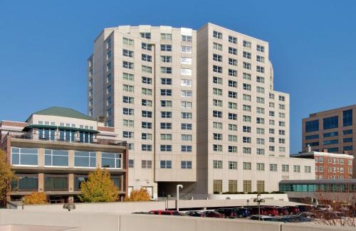 Madison Hotel | Hilton Madison Monona Terrace