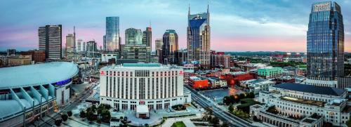 Sobro Hotel | Hilton Nashville Downtown