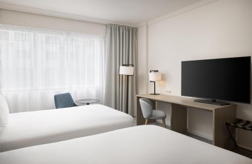 Tremblay-les-Gonesse Hotel | Hilton Paris Charles De Gaulle Airport