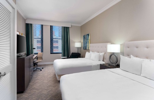 Downtown St. Louis Hotel | Hilton Pennywell St. Louis at the Arch