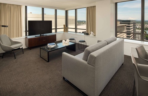 Downtown Portland Hotel | Hilton Portland Downtown
