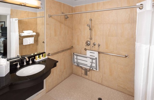 Downtown San Diego Hotel | Hilton San Diego Airport/Harbor Island