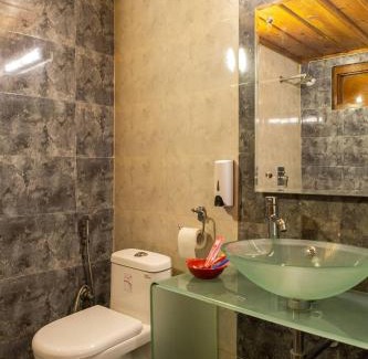 Kaul Hotel | Himalayan Homz