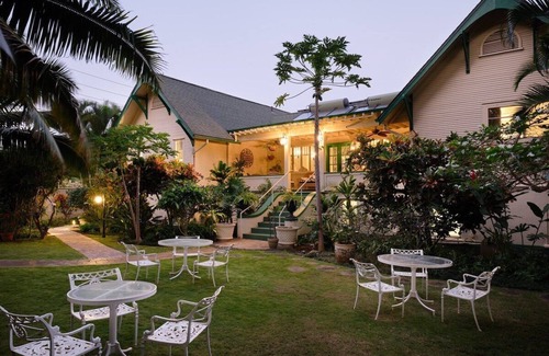 Wailuku Bed & Breakfast | Hinano Suite - Historic charm | Chef's breakfast