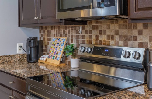 Hinesville House | Hinesville, GA 4BRs With 5 Bds Cherokee Rose Oasis Golf Game CBD