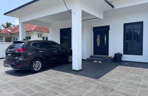 Kemaman House | Hinggap Stay