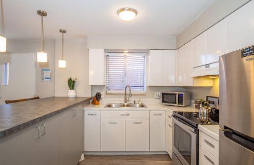 Old Town Apartment | Hip & Urban Condo near the Heart of Old Town