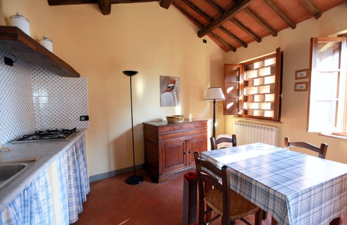 Valgiano House | Histori Renovated cottage, walking distance to the best hiking trails