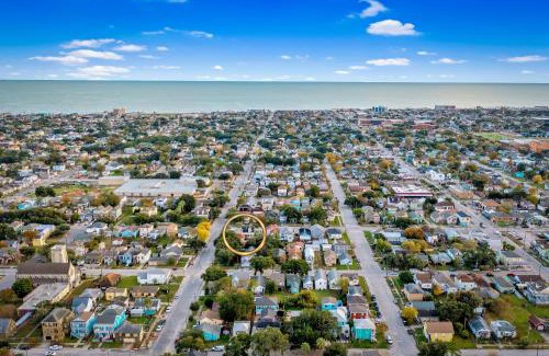 Galveston House | Historic 1871 Coastal Breeze with Heated Pool - Restoring Galveston